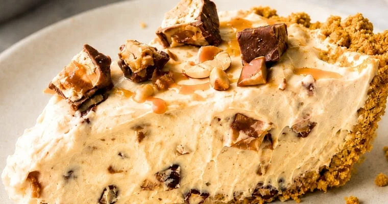 Snickers Bar Pie – No Bake Recipe