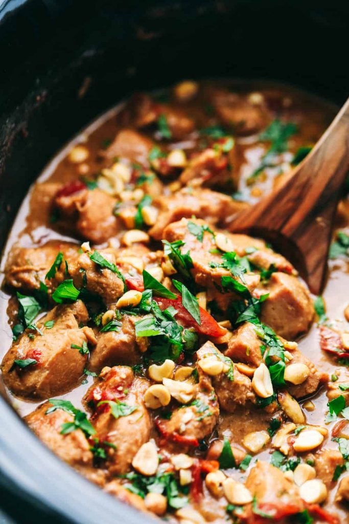 Slow Cooker Thai Peanut Chicken Recipe | Cooking Frog