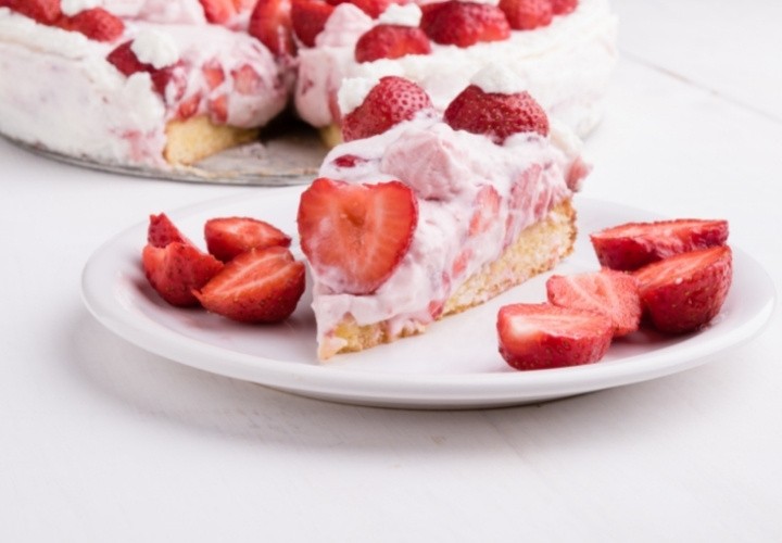 Strawberry Lemonade Cake Best Recipe