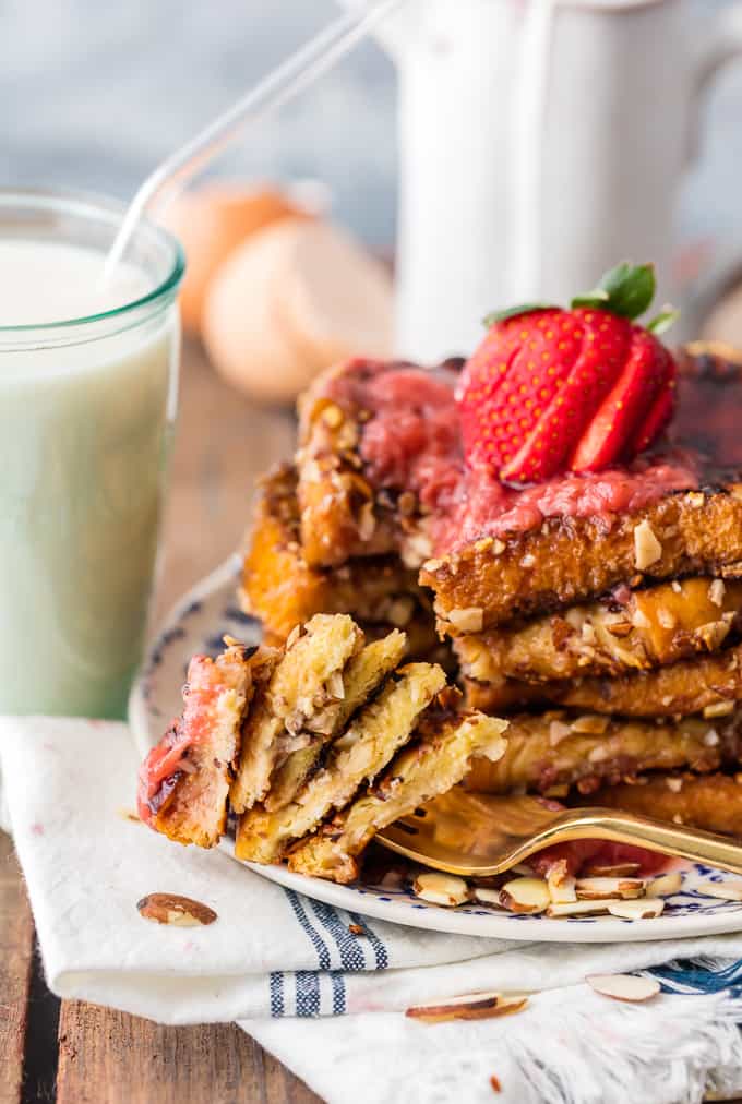 French Toast With Strawberry Syrup And Almond Cooking Frog