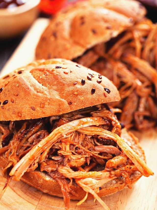 Easy Instant Pot Pulled Pork Recipe