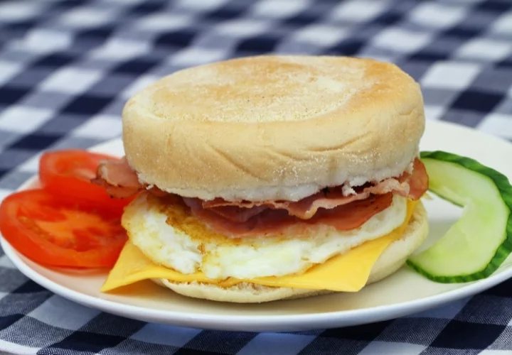 How to make McDonald's Egg McMuffins Recipe
