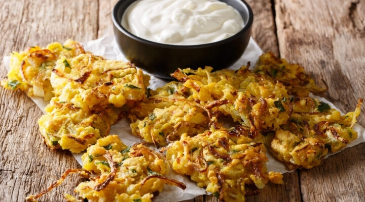 Crispy Onion Bhaji Recipe – Indian Kanda Bhaji