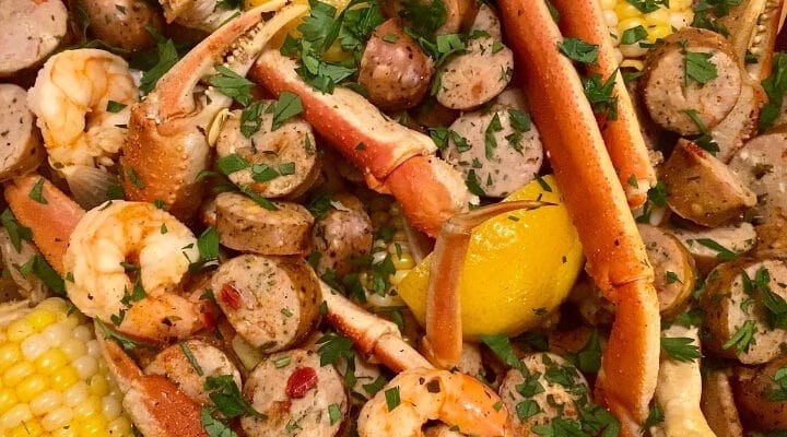 Ultimate Seafood Boil with Delicious Garlic Butter Sauce