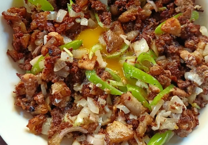 Homemade Sisig Recipe (Filipino Pork Belly) Cooking Frog