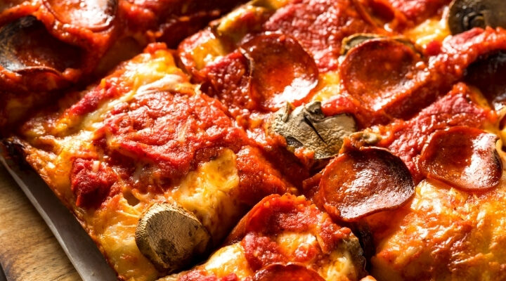 Motor City Pizza Costco Instructions (3 Ways)
