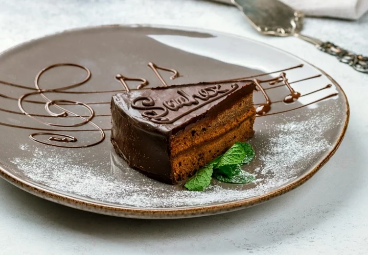 Low-Carb Sacher torte by Greek Goes Keto is here