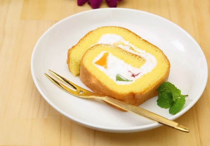 The Best Homemade Swiss Roll Cake Recipe