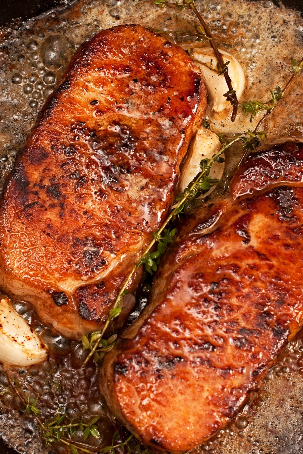 Garlic Butter Juicy Pork Chops Recipe
