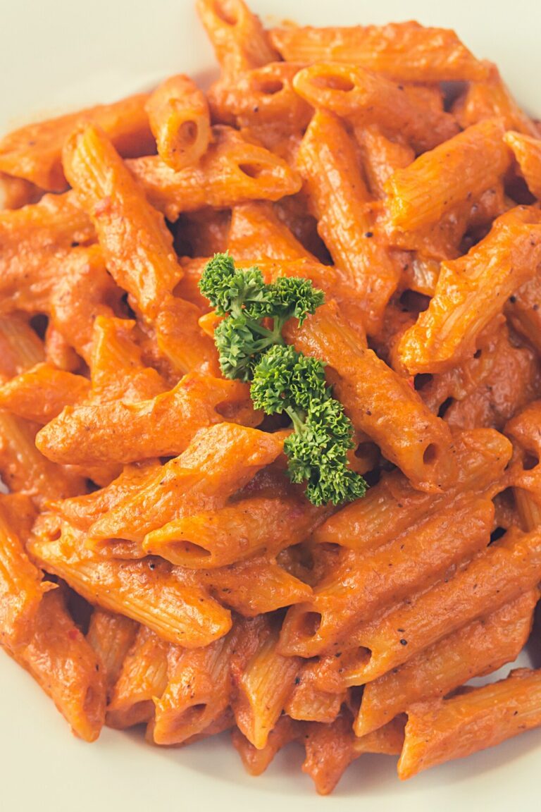 How to Make Gigi Hadid Pasta (Spicy Vodka Pasta) Cooking Frog