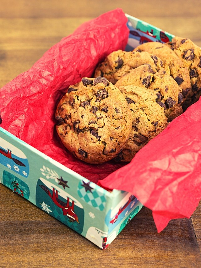 Christmas Chocolate Chip Cookies (Sweet Martha’s Cookies)