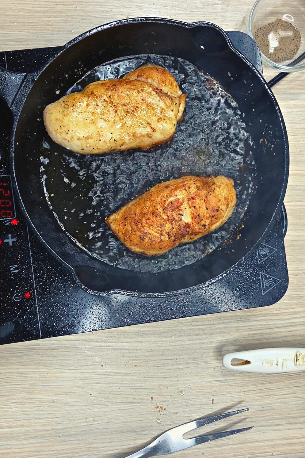 Juicy Cast Iron Skillet Chicken Breast Recipe Cooking Frog 