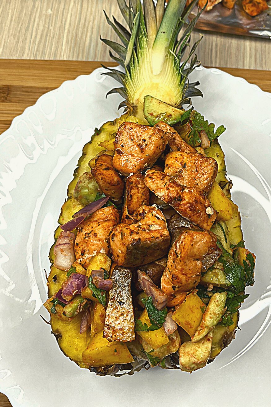 Air-Fryer Salmon Bites in Pineapple Bowl