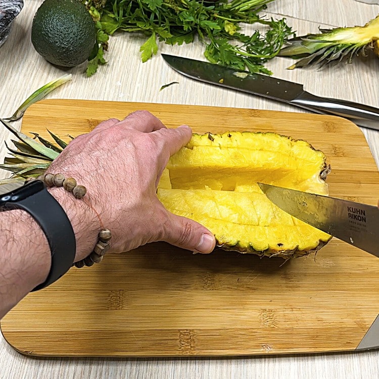 How to Make a Pineapple Boat