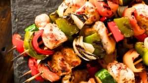 Easy Hawaiian Chicken Kabobs (+ Kabobs Variations) - Cooking Frog
