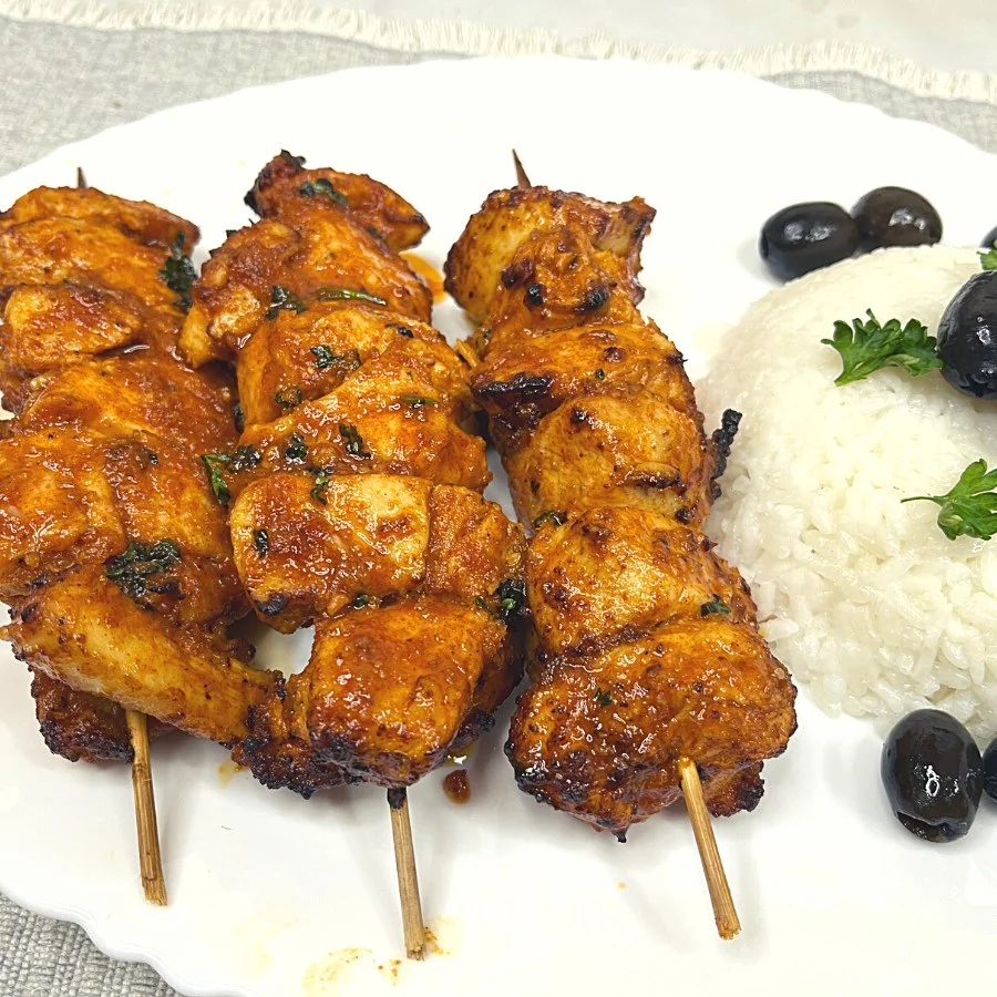 Quick and Tasty Hot Lemon Pepper Chicken Skewers Recipe
