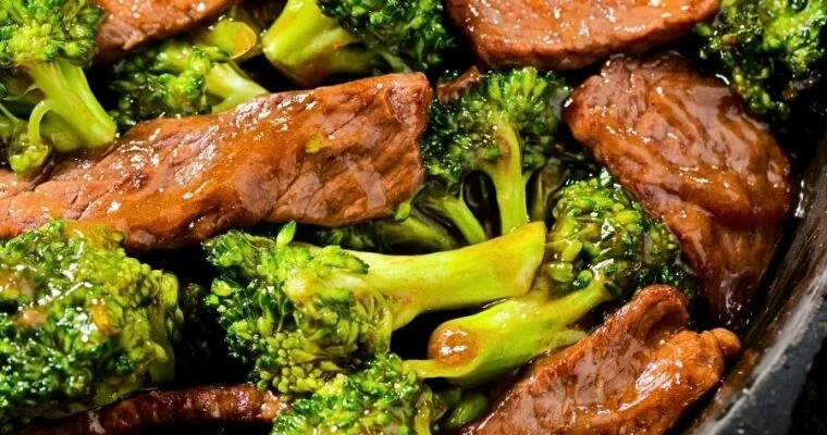 Beef and Broccoli Stir-Fry with Sauce (Crispy & Tender)