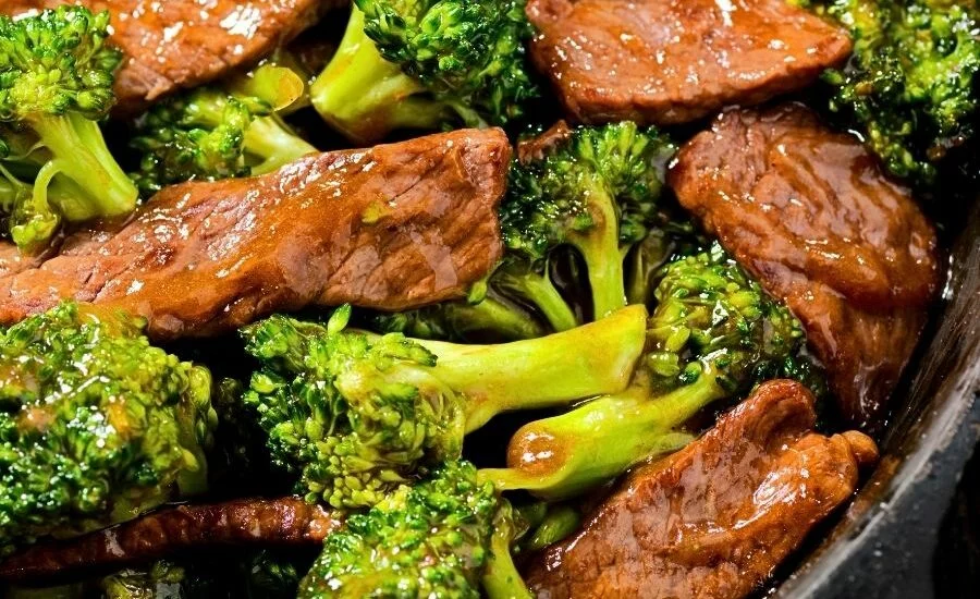 Beef and Broccoli Stir-Fry with Sauce (Crispy & Tender)