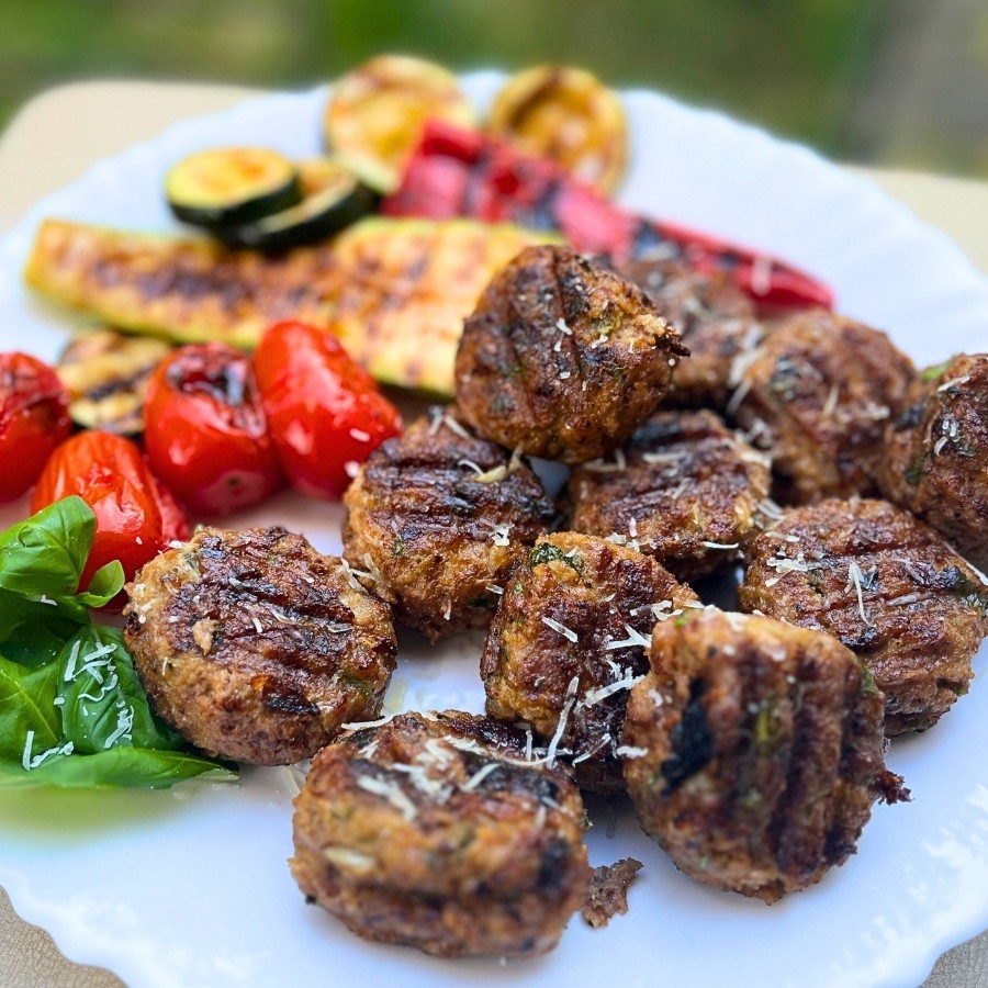 Juicy Grilled Italian Meatballs Recipe