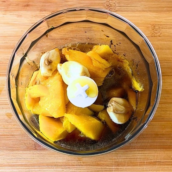 Mango Chicken Breasts marinade