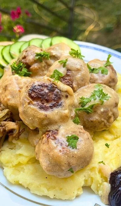 How to Make Swedish Meatballs – Better Than IKEA