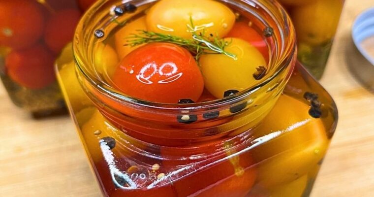 Quick Pickled Cherry Tomatoes