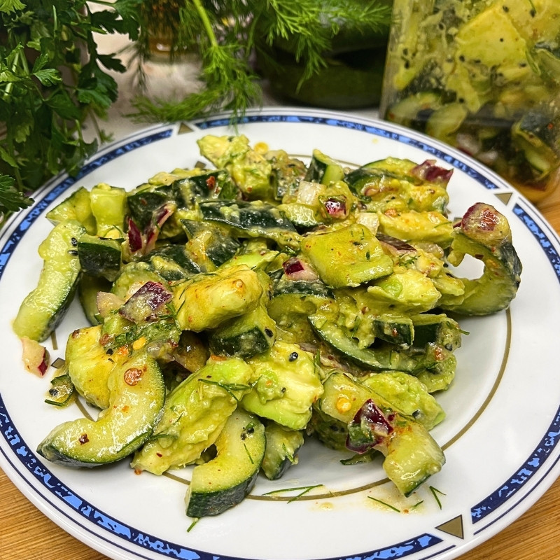 Smashed Cucumber Avocado Salad (Creamy & Crunchy)