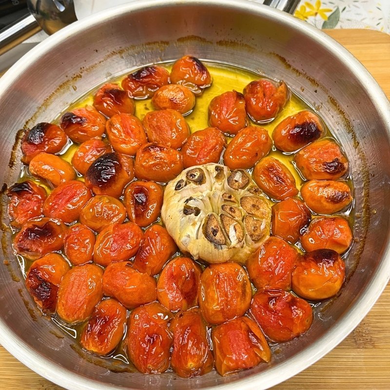 ROASTED TOMATOES AND GARLIC BULB