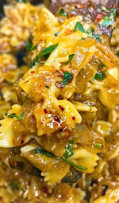 Creamy Roasted Onion Pasta