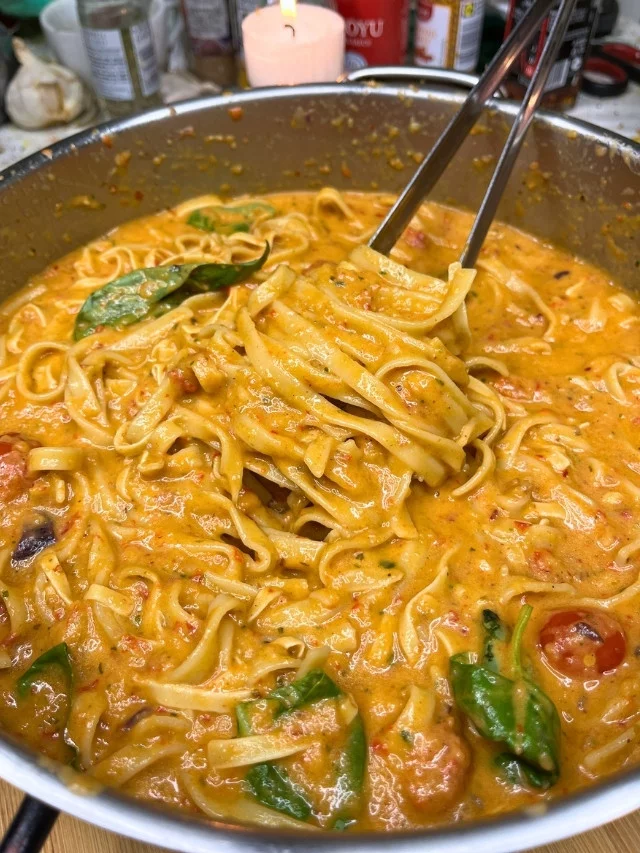 Creamy Air Fryer Roasted Veggie Pasta in a pan