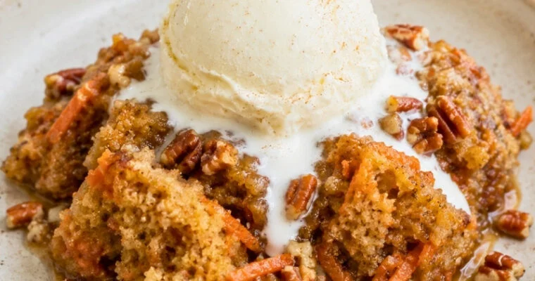 Old-Fashioned Carrot Cake Cobbler