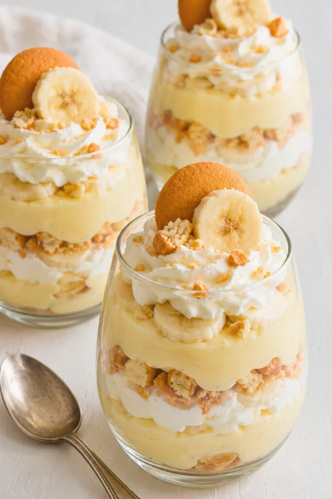 Old-Fashioned Banana Pudding Recipe from Scratch