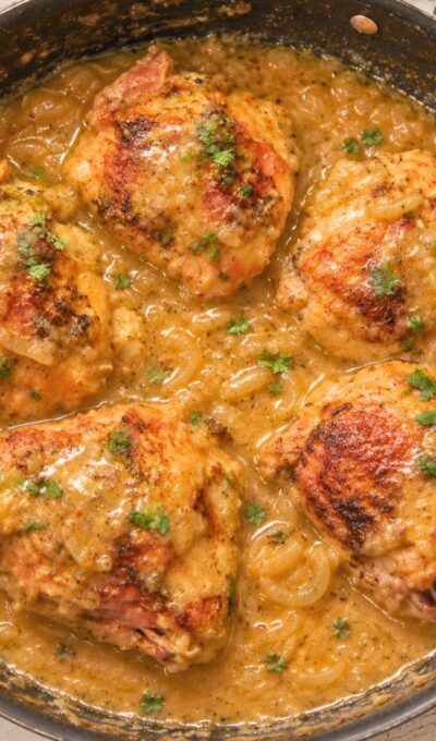 One-Skillet Smothered Chicken Recipe (No Gluey Gravy)